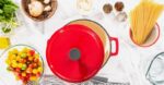 5 Straightforward Dutch Oven Recipes for the Summer time Season